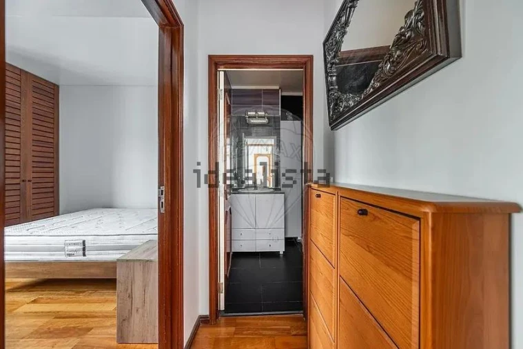 Apartamento T1 para Venda em Paranhos Foto 12
