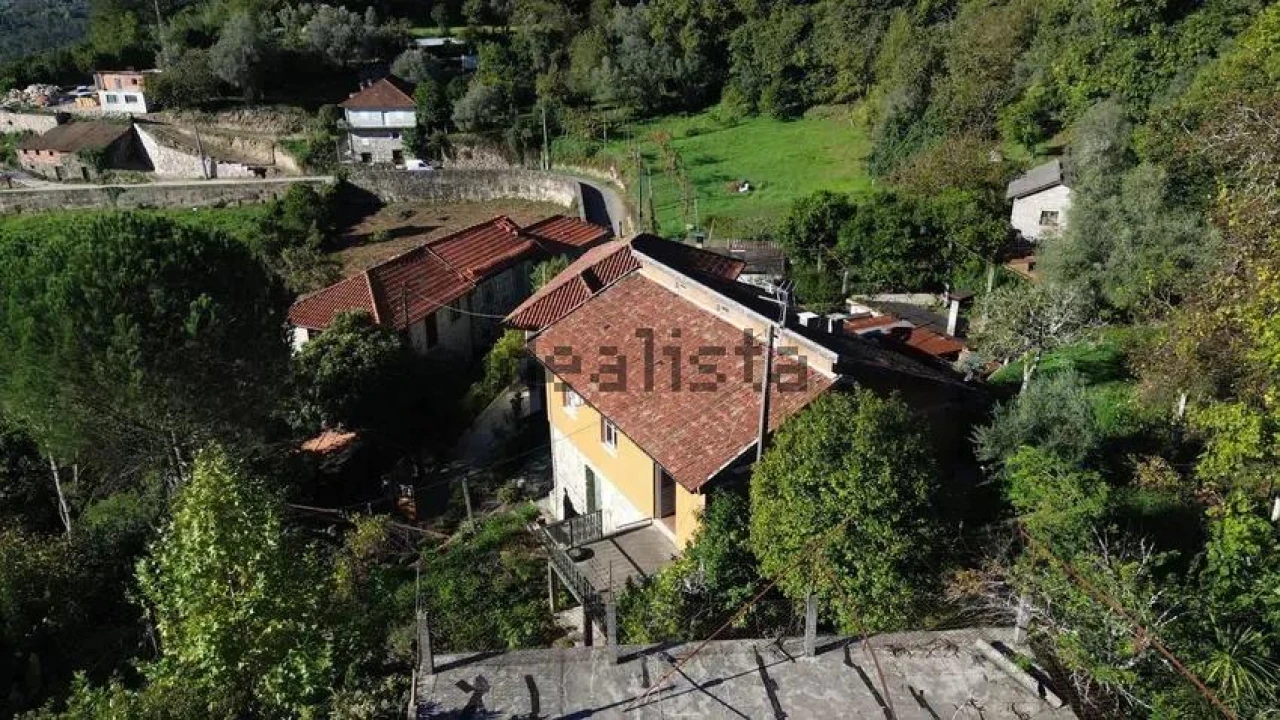 Moradia T4 para Venda em Bouro (Santa Maria) Foto 36