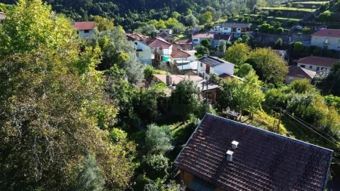 Moradia T4 para Venda em Bouro (Santa Maria)