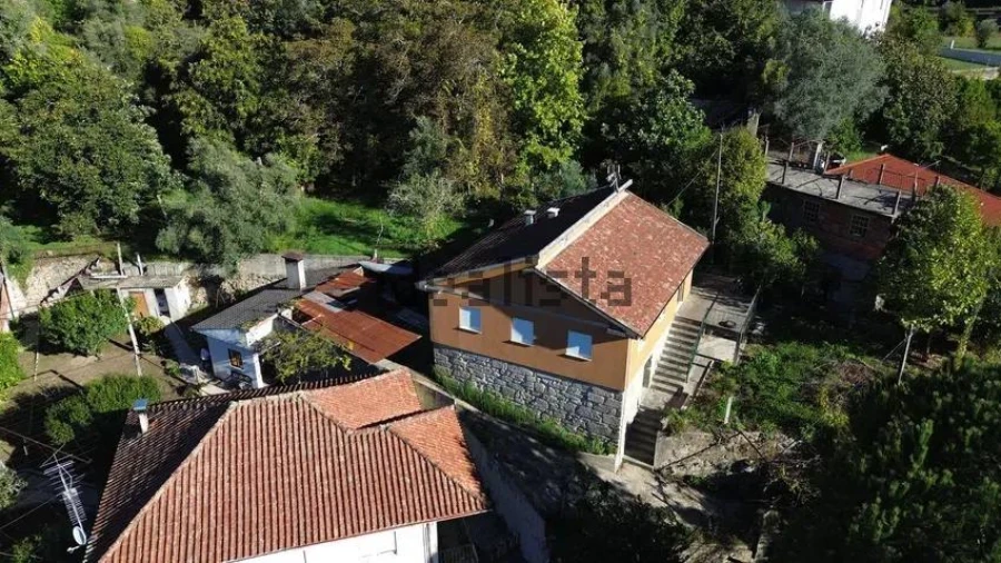 Moradia T4 para Venda em Bouro (Santa Maria) Foto 29