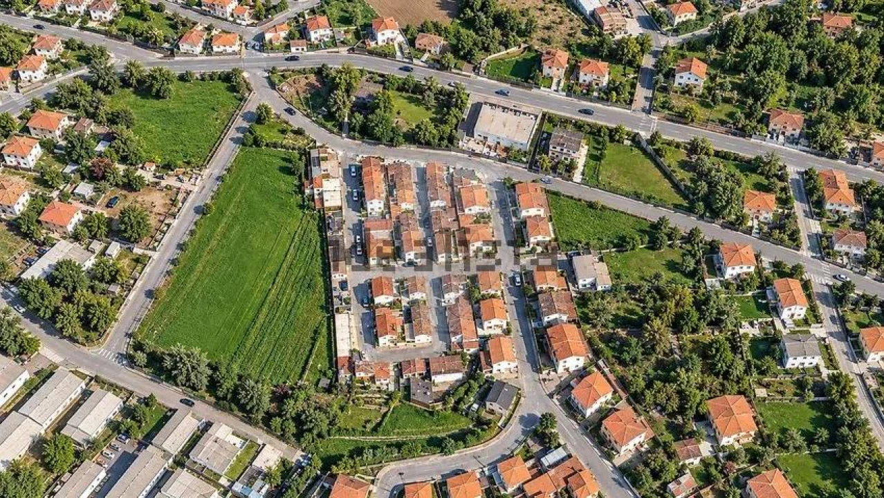 Moradia T2 para Venda em Quinchães Foto 7