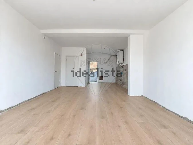 Moradia T2 para Venda em Quinchães Foto 12