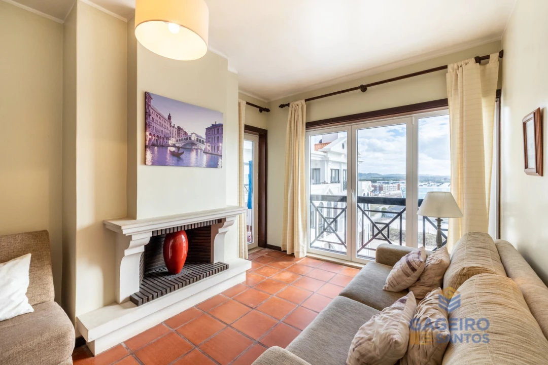 Apartamento T3 para Venda em São Martinho do Porto Foto 7
