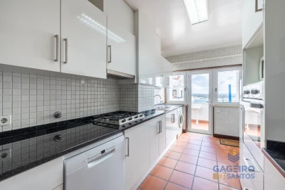 Apartamento T3 para Venda em São Martinho do Porto