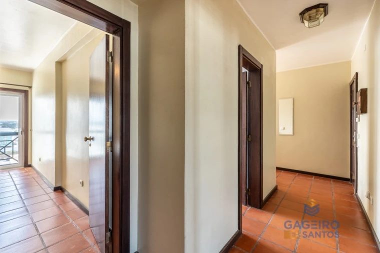 Apartamento T3 para Venda em São Martinho do Porto Foto 18