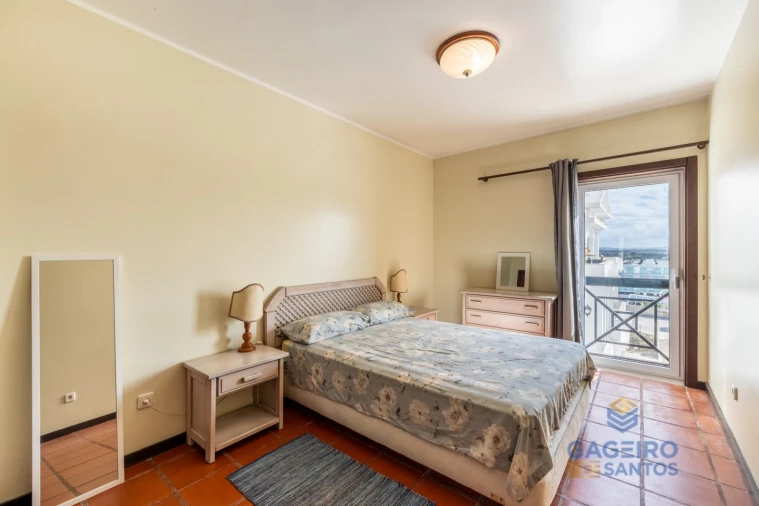 Apartamento T3 para Venda em São Martinho do Porto Foto 23