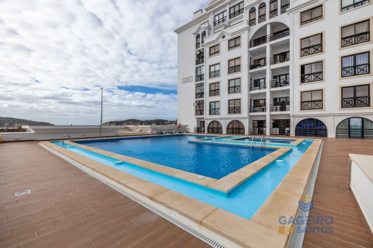 Apartamento T3 para Venda em São Martinho do Porto Foto 3