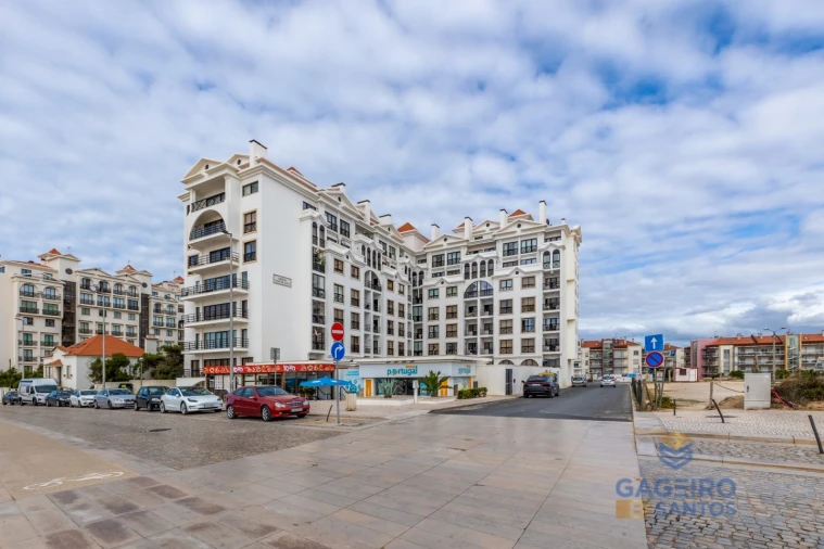 Apartamento T3 para Venda em São Martinho do Porto Foto 38