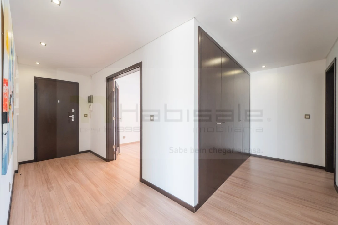 Apartamento T2 para Venda em Corroios Foto 23