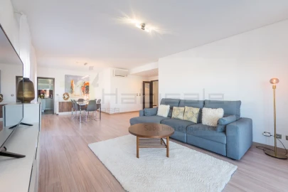 Apartamento T2 para Venda em Corroios