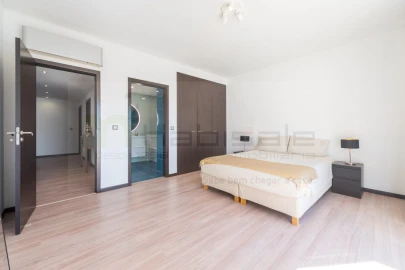 Apartamento T2 para Venda em Corroios
