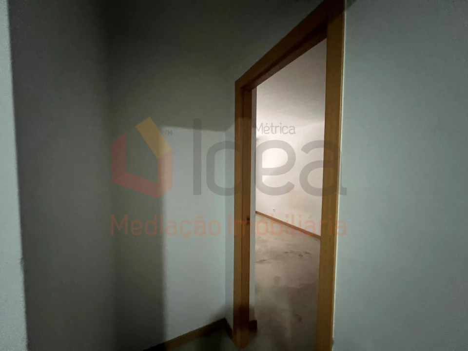Loja para Venda em Amora Foto 39
