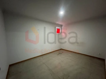 Loja para Venda em Amora