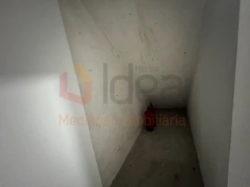 Loja para Venda em Amora