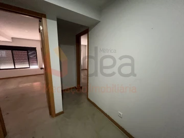 Loja para Venda em Amora