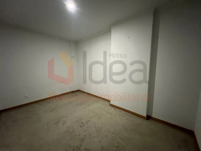 Loja para Venda em Amora Foto 14