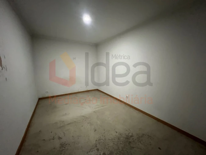 Loja para Venda em Amora Foto 19