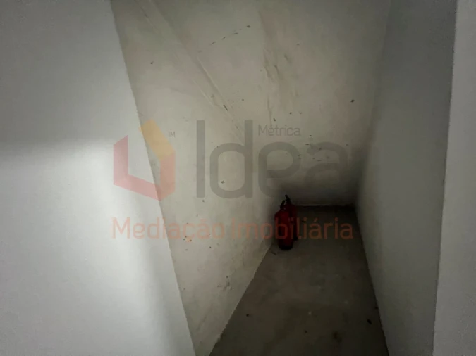 Loja para Venda em Amora Foto 24