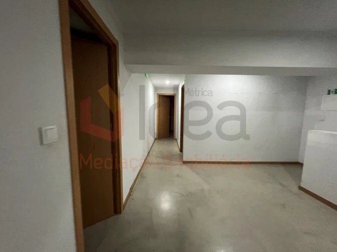 Loja para Venda em Amora Foto 49