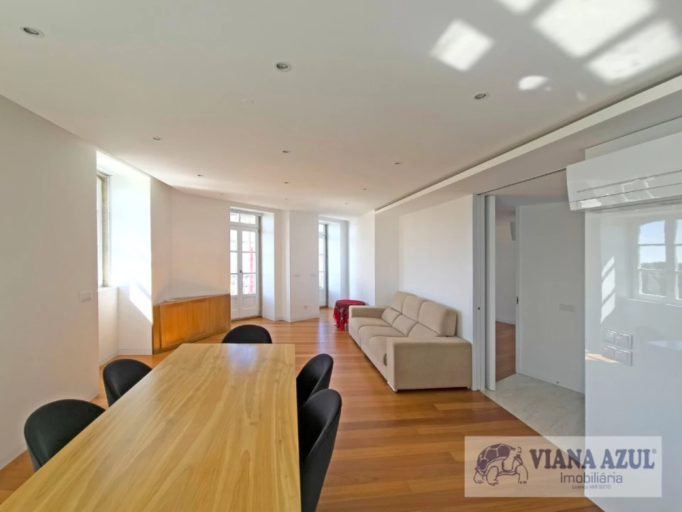 Apartamento T2 para Arrendamento em Santa Maria Maior e Monserrate e Meadela Foto 5