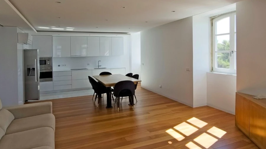 Apartamento T2 para Arrendamento em Santa Maria Maior e Monserrate e Meadela