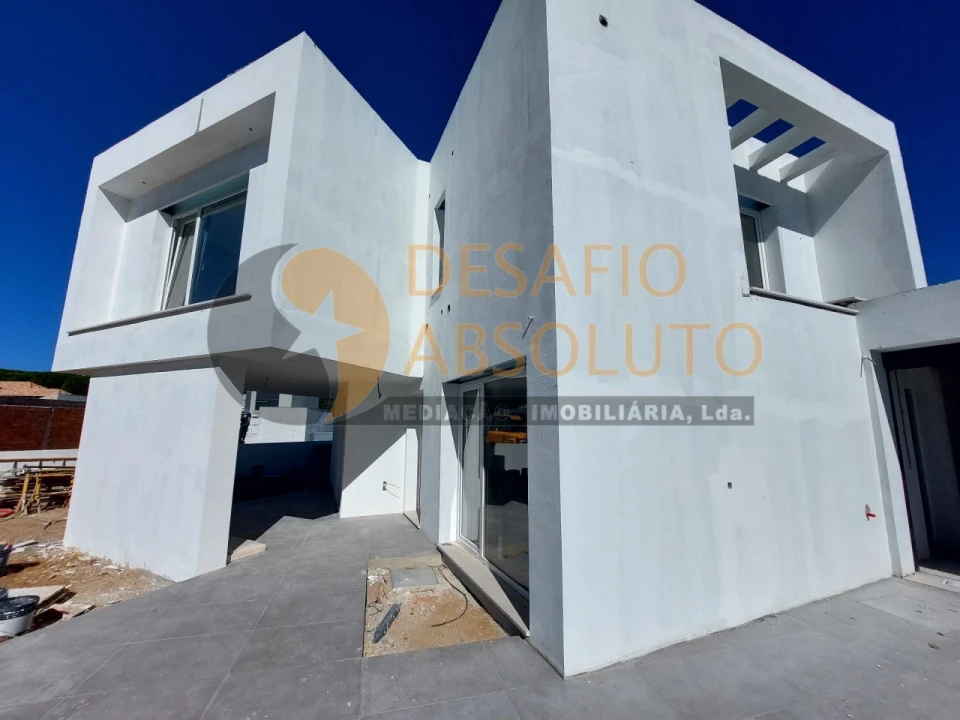 Moradia T4 para Venda em Azeitão (São Lourenço e São Simão) Foto 30