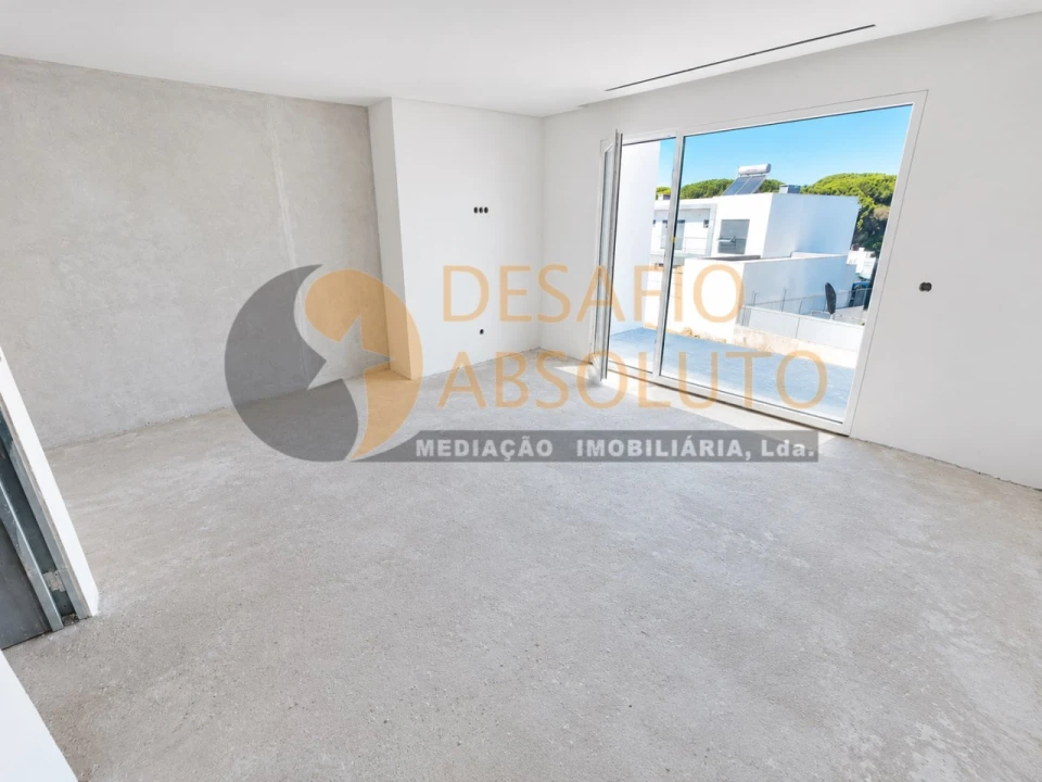 Moradia T4 para Venda em Azeitão (São Lourenço e São Simão) Foto 17