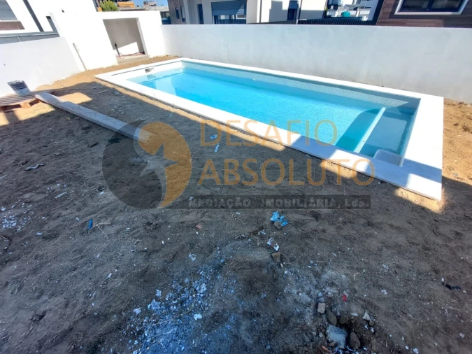 Moradia T4 para Venda em Azeitão (São Lourenço e São Simão) Foto 27