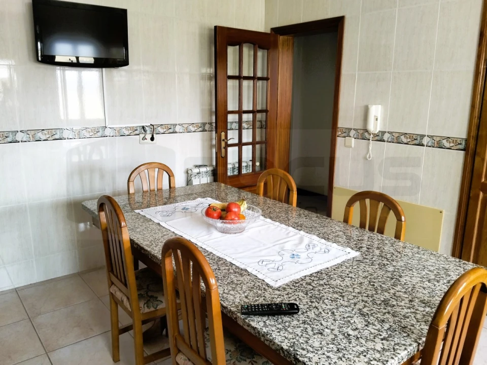 Moradia T4 para Venda em Albergaria-A-Velha e Valmaior Foto 9