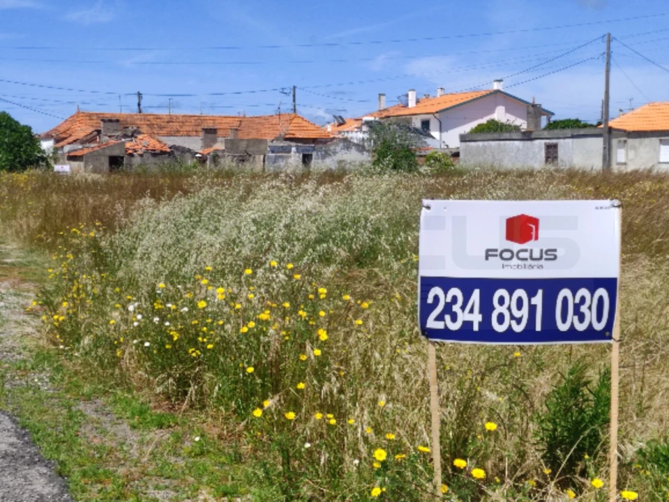 Terreno para Venda em Gafanha da Nazaré Foto 1