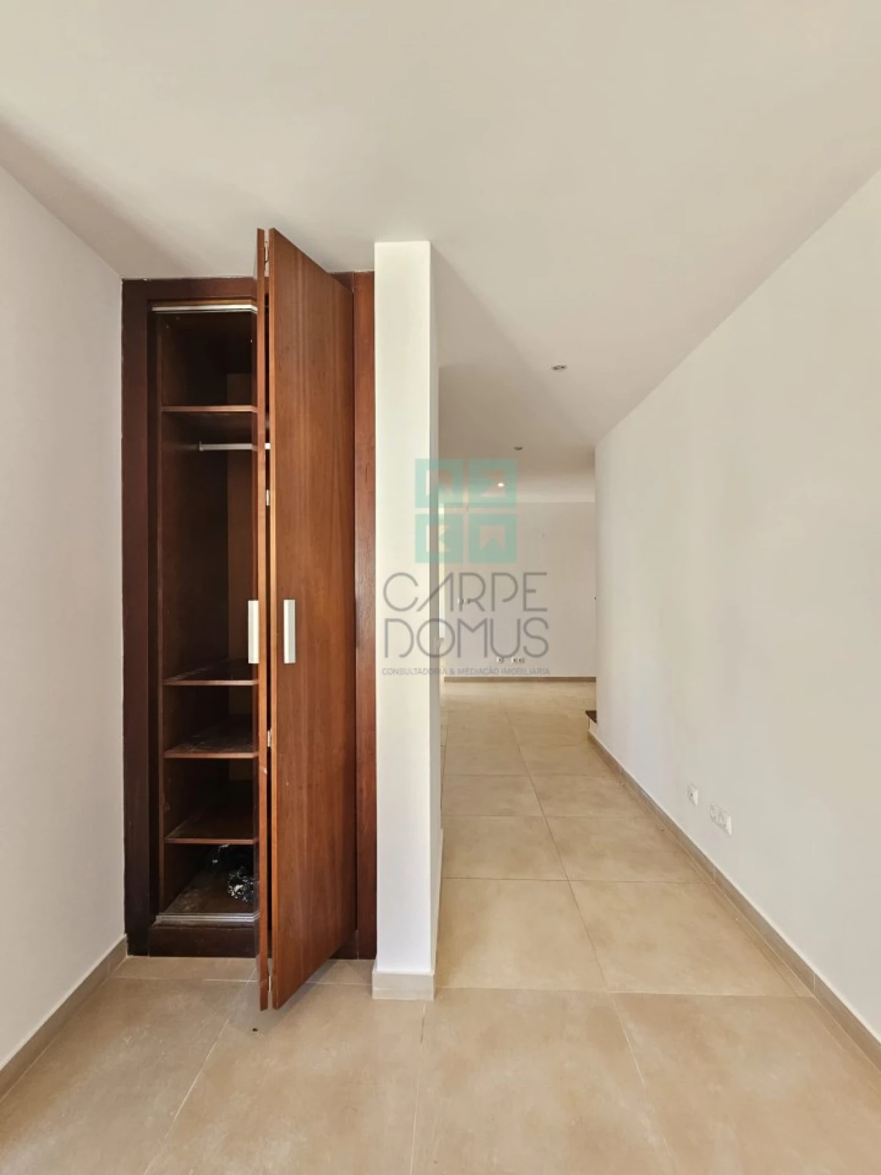 Moradia T4 para Venda em Alcabideche Foto 32