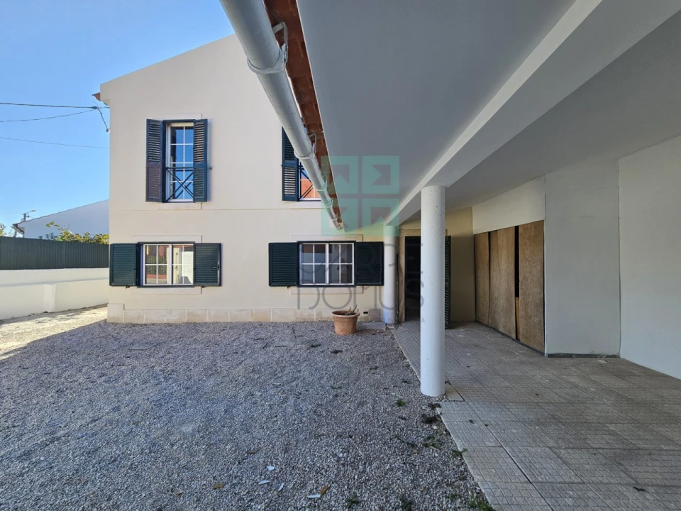 Moradia T4 para Venda em Alcabideche Foto 43