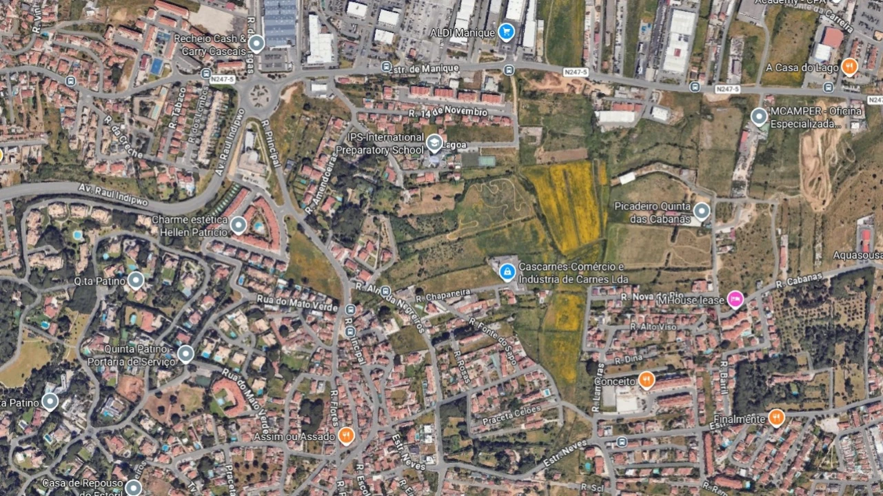 Moradia T4 para Venda em Alcabideche Planta 2