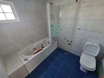 Moradia T4 para Venda em Alcabideche