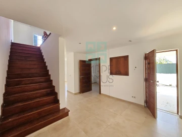 Moradia T4 para Venda em Alcabideche