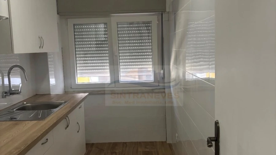Apartamento T1 para Venda em Fanhões