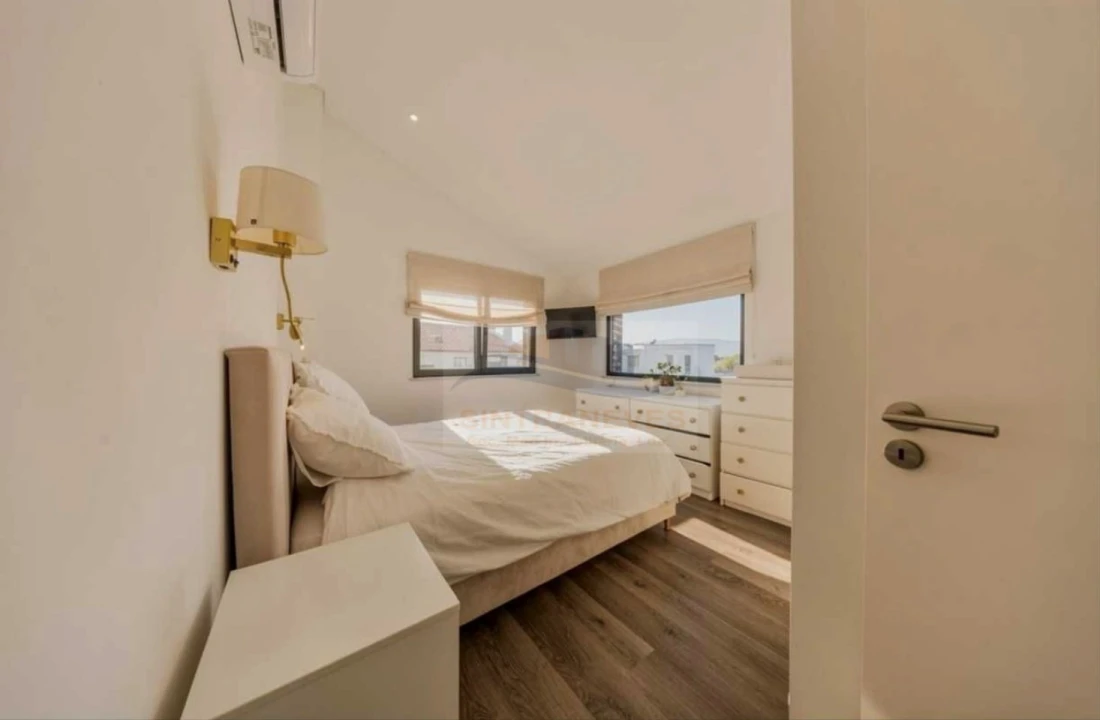Apartamento T4 para Venda em Cascais e Estoril Foto 7