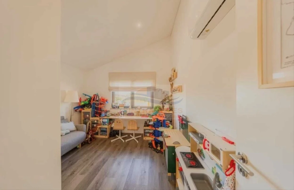 Apartamento T4 para Venda em Cascais e Estoril Foto 11