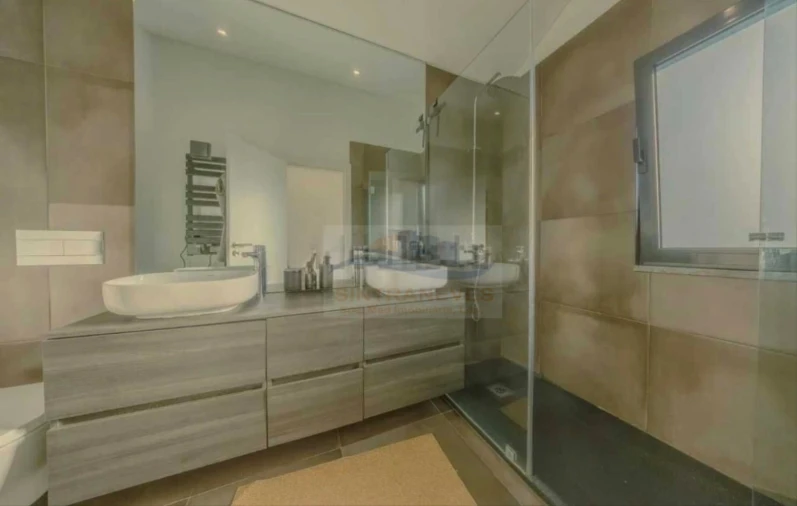 Apartamento T4 para Venda em Cascais e Estoril Foto 12