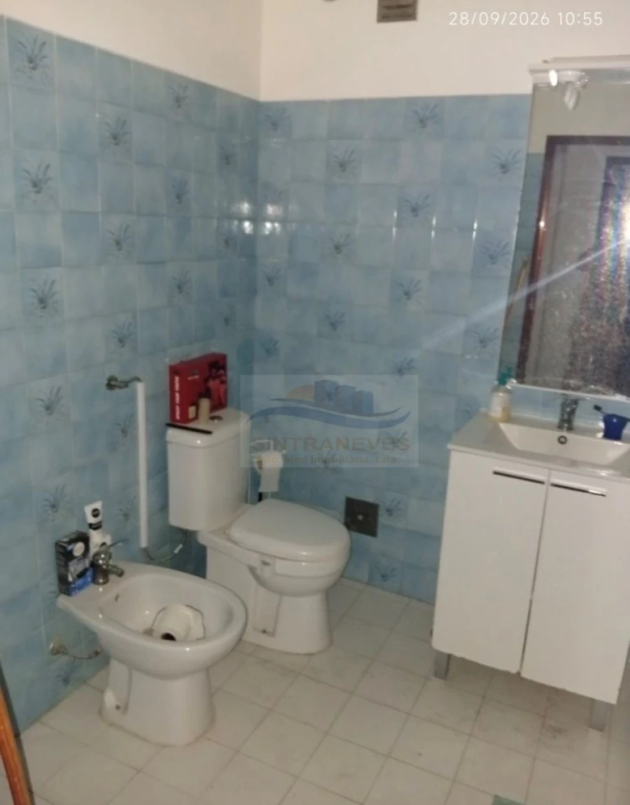 Apartamento T2 para Venda em Rio de Mouro Foto 4