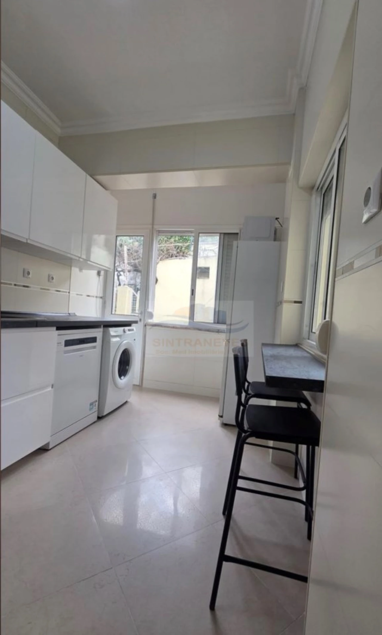 Apartamento T2 para Venda em Mina de Água Foto 7