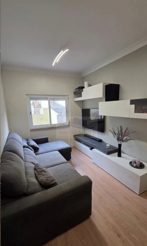 Apartamento T2 para Venda em Mina de Água