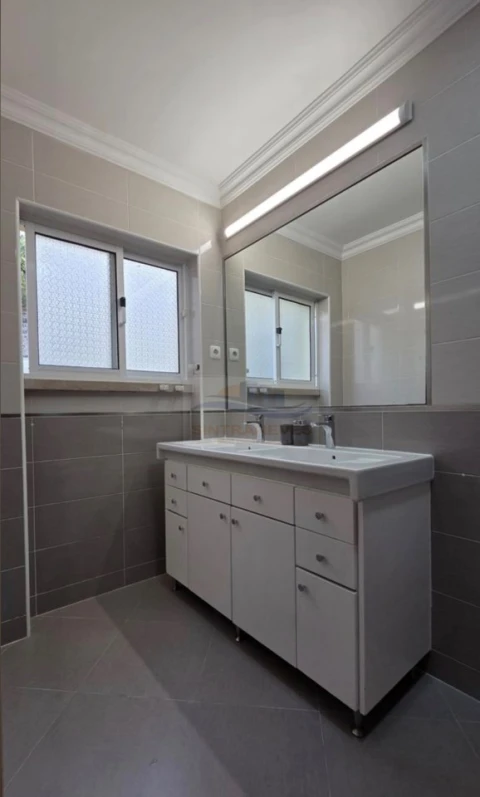 Apartamento T2 para Venda em Mina de Água