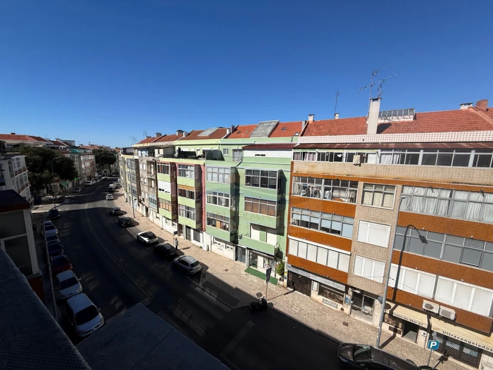 Apartamento T2 para Venda em Venteira Foto 5