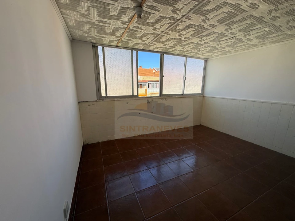 Apartamento T2 para Venda em Venteira Foto 10