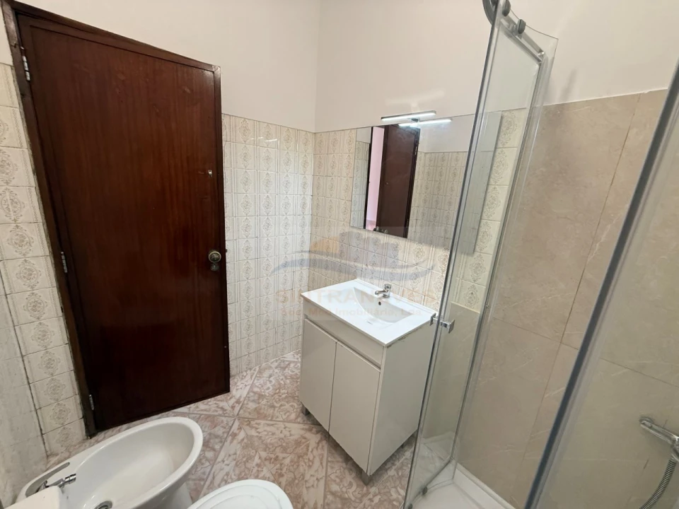 Apartamento T2 para Venda em Venteira Foto 14