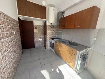 Apartamento T2 para Venda em Venteira