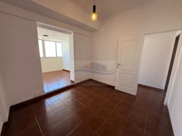 Apartamento T2 para Venda em Venteira