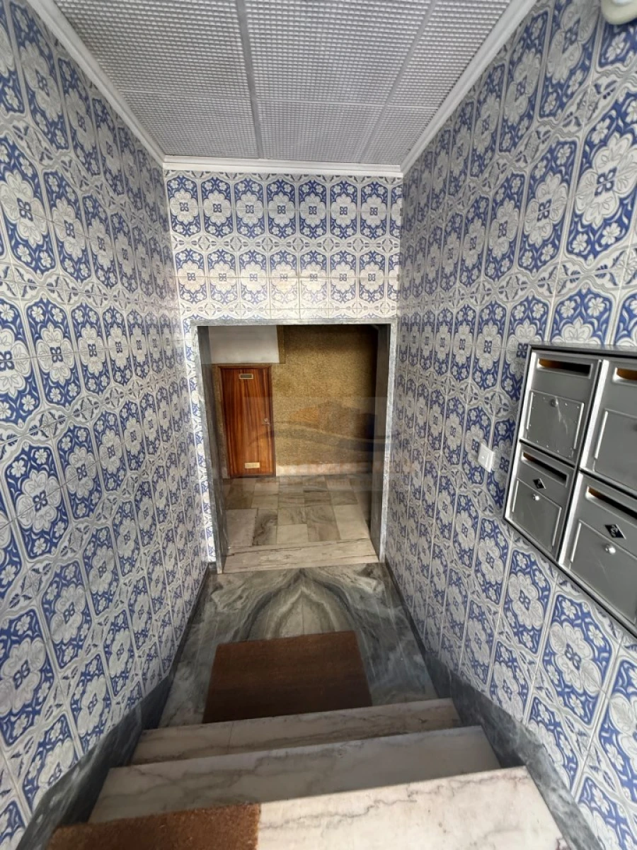 Apartamento T2 para Venda em Venteira Foto 9