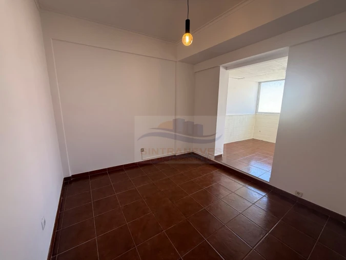 Apartamento T2 para Venda em Venteira Foto 13